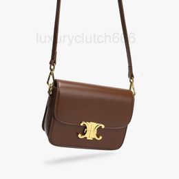 Bolsas femininas Bolsas CE Bags Mini Designer Girl embreagem CE Triumphal Arch New Bag Tofu Bag Messenger Bag Bag feminino Couro pequeno Bolsa quadrada da mesma bolsa