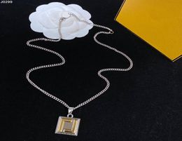 Mens Pendant Necklace Designer Jewelry Silver Chain Necklaces For Women Men Fashion Luxurys Hip Hop Heanpok 22052102R2199979