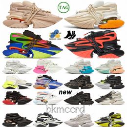 Sneaker Scarpe designer Unicorn a basso contenuto di bianchi arancione a orologi bianco gradriante giallo giallo beige cravatta rotonda da uomo da donna dimensione 3v8lu##