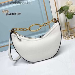 Handbag Cowhide 2024 Stud Bag Vallentiiino Bags Evening Purse Chain Design Saddle High-end Fashionable Slimming One Shoulder Crossbody Women Small AFXR