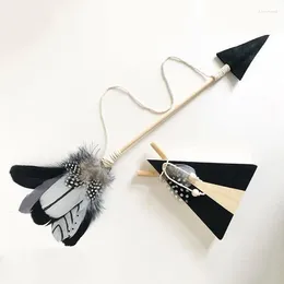 Decorative Figurines 1 PCs Wood Hanging Decoration Feather Baby Room Deco Play Tents Ornament Born Bedroom Tent Arrow Pendant Wall