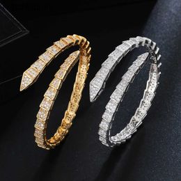 High Level Original Blgarry Designer Bangles Womens Snake Bone Open Bracelet with Zircon High Quality Fashionable Classic Handicraft Gift Party with Brand Logo