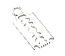 100pcslot Alloy Silver Colour Razor Blade Charms Bracelet Choker Necklace Pendant Charms For Jewellery Making Handmade Craft 2411mm5753212