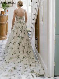Eleganti abiti da sposa della stampa floreale Abiti di spaghetti Calco da sposa senza maniche Robe De Mariee