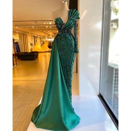 Prom One Dresses Shoulder Emerald Mermaid Green Sequin Evening Dress Custom Made Ruffles Glitter Celebrity Party Gown