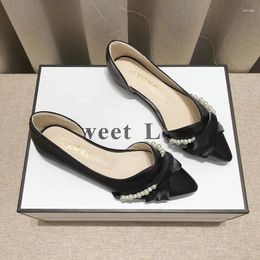 Casual Shoes 2024 Spring/Summer Shallow Mouth Pointed Flat Bottom Side Air Women's Gentle And Elegant Single For Women