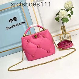 Shoulder Capacity Handheld One Diagonal Bags Bag Bucket Designer New Cross Leather Womens Lingge High Vallentiiino Rivet Stud Trend B30B