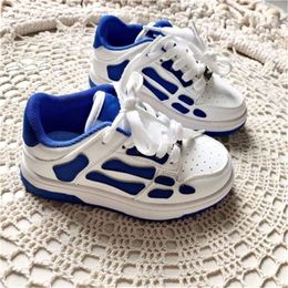 Designer infantil tênis Skel Top Running Shoes Ossos de couro Applique Youth Criandler