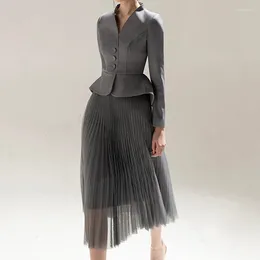 Work Dresses Grey Commuter Set Women's Spring/Summer Slim Fit Single Breasted V-neck Suit Coat High Waist Pleated Sheer Skirt Two-Piece Sets