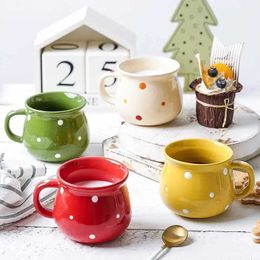 Mugs 300ml Polka Breakfast Ceramic Milk Cup Microwave Oven Ceramic Big Belly Coffee Beverage Cup J240428