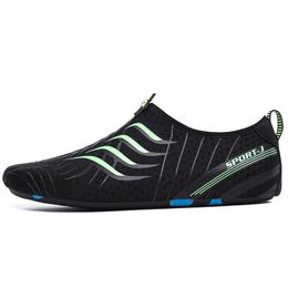 Lightweight Water Shoes Women Men QuickDrying Beach Walking Sneakers Swimming Aqua Soft Flat Yoga Footwear size3649 240416