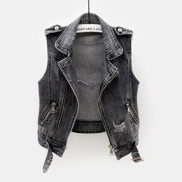 Spring Autumn Gray Jean Cowboy Waistcoat Hole Denim Women Vest Female Sleeveless Wild Tops Short Jacket Girls Ripped 5XL Vest 240415