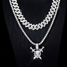 Pendant Necklaces Designer Double Sword Lion Head Zinc Alloy Fashionable Hip Hop Style Full Diamond Cuban Chain Exaggerated Mens Necklace