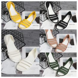 2024 Luxury Designer Summer new flat sandals slippers beach black white yellow casual flat bottomed comfortable women slippers