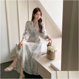 Basic Casual Dresses French Romantic Lady Kikyu 3/4 Sleeve V-Neck Fragmented Flower Mid Length Dress For Women Drop Delivery Apparel W Dhgbp