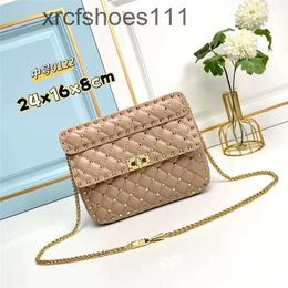 One Crossbody Square Designer High-quality Chain Lock Bag Shoulder Bags Small Rivet Casual Star Buckle Vallentiiino Stud Womens Style Sheep 68PQ