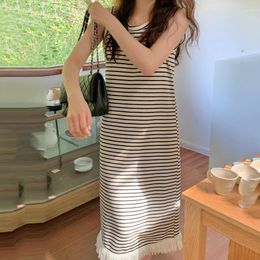 Casual Dresses WDMSNA Sleeveless Knitted Vest Dress For Women Contrast Colour Striped Vintage Korean Chic Summer Round Neck Vestidos