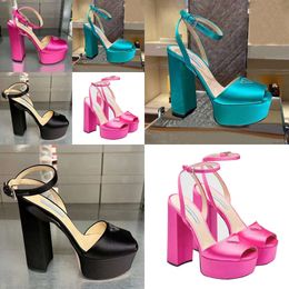 New Pattern Sandals Womens Dress Shoes High Heeled Women Sandal Platform Pumps Classic Triangle Buckle Embellished Women's Designers Shoes 'S Original Quality 's