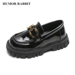 Princess Shoes Spring Black Loafers Baby Boys School Shoes Metal Kids Fashion Casual PU Glossy Children Cute Mary Janes 240416