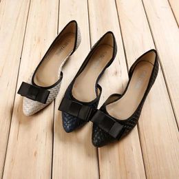 Casual Shoes Pointed Toe Weave Bow-knot Single Woman Cut Out Low Heels Loafers Brief Comfy Ladies Flats Shallow 35-41 Moccasins