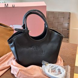 Best Selling Handbag Novel 80% Factory New Product Popular on the Internet Fashionable and Versatile Dark Tote Contrasting Crossbody Bag Female Bag