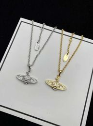 2024 Fashion Brand Designer Pendant Necklaces Letter viviennes Chokers Luxury Women Jewelry Metal Pearl Necklace cjeweler Westwood For Woman Chain 1006ess