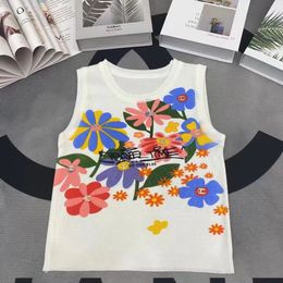 2024 Designer Sweet Flower print c letter Metal label knit sleeveless women's tank top halter Tight Luxury crew neck casual top women's high quality short sleeve.