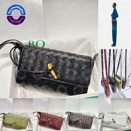 Andiamo Mini Tote Bag Designer Luxury Evening Bags Tote Shopping Crossbody Shoulder Hobo Bags Intreccio Leather Fashion Purse Handbag Vr