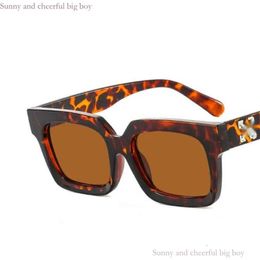 Off Sunglasses Brand Men Women Glasses Arrow X Frame Eyewear Trend Hip Hop Square Sunglasses Sports Travel Sun 77
