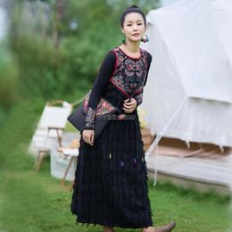 Ethnic Clothing 2024 Chinese Style Embroidery Sleeveless Loose Women Slimming Dress Splicing Design Long Casual Fashion T001