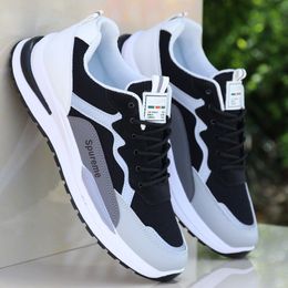 Men Casual Shoes Breathable White Sneakers Fashion Driving Walking Tennis shoes for Male Skate men's designer hiking shoe black man outdoor sports lace-up shoe 2205