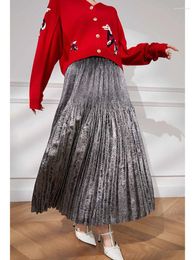 Skirts Women's Shimmering Pleated Midi Skirt Luxurious Style 2024 Spring/Summer Chic Sliver SKrit