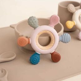 Baby Bath Toys 1pc Food Grade Baby Silicone Teether Rudder Shape Wooden Ring Teething Toys BPA Free Infant Chewing Nursing Toy Newborn Gifts