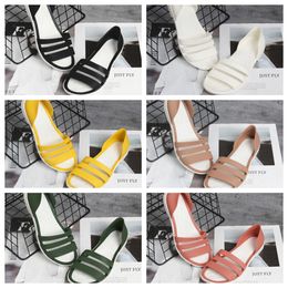 Luxury Designer Summer new flat sandals slippers beach casual flat bottomed casual comfortable women's slippers