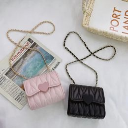 Fashion Heart Baby Girls Mini Crossbody Shoulder Bag for Kids Coin Purse Handbags Childrens Square Messenger 240424