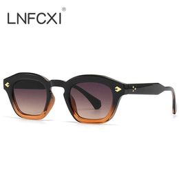 Sunglasses LNFCXI Retro Small Round Sunglasses Women Rivets Punk Gradient Shades UV400 Fashion Light Green Men Trending Sun Glasses T240428
