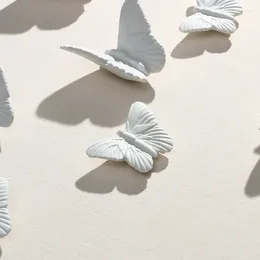 Decorative Figurines Nordic Style White Ceramic Butterflies Hanging Decorations For Living Room El Background Wall Butterfly Pendant