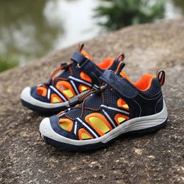 Boys Sandals Outdoor Sports Shoes Quick Drying Water Shoes Breathable Mesh Shoes Summer Soft Sole Childrens Sandals Big Childrens Sandals 240424