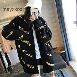 Herrtröja balencgs hoodies kvinnliga tröjor Paris Designer Home's mångsidiga nya modebrev Stickning Cardigan Coat Female RXP8