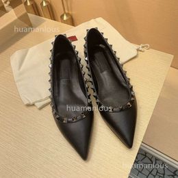 Boat Stud 2024 Shoes Designer High Valentyno Heel Pumps Vlogoo Spring v Pointed Rivet Flat Shallow Heels Versatile Soft Sole Women BSE1