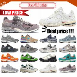 New Casual Designer Shoes 2002s Men Women Sneakers Green Trainers Mens Womens Sports Trail Running trainer soft high quality Suede