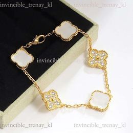 Jewellery Vanclef Necklace Bracelet Designer Women Original Quality Bracelets Clover Womens Bracelet Chain Bangle Links Bangles Chains Gold Braclet 540