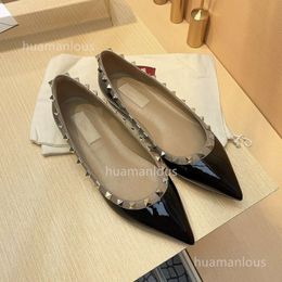 Heel Pointed Soft High Valentyno Stud Pumps Vlogoo Spring v 2024 Rivet Flat Shallow Versatile Shoes Sole Boat Heels Designer Women UZPC