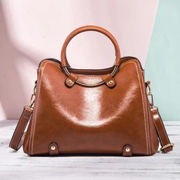 Shoulder Bags 2024 Women Bag Oil Wax Women's Leather Handbags Luxury Lady Hand With Purse Pocket Messenger