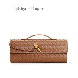 Shoulder Long New Woven Clutch Stick Andiamo Baguette Lock Bag Fashion bottegs 2024 Lady Handle Hardware Bags Buckle Women Venetas Cross Purse Single F0PM