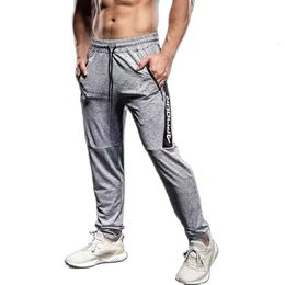 Elastic Jogging Pants Men Running Plus Size With Zipper Sports Fitness Tights Gym Jogger Bodybuilding Sweatpants Sport 240412