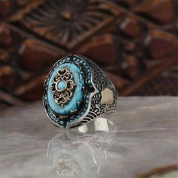 Wedding Rings Vintage Men Ring Blue Stone Silver Colour Metal Inlaid Flower Ring Party Jewellery Gift