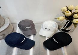 Simple Fashion Ball Caps Designer Retro Style Cap for Man Woman All Seasons Good Quality 4 Colors1671208