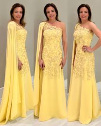 Chic yellow Mother Of The Bride Dresses one shoulder cape appliqued Wedding Guest Dress floor length Evening Gowns