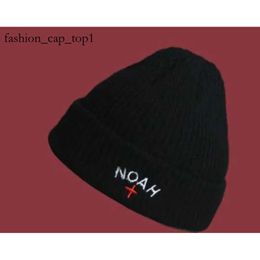 Designer Hat Ball Caps 2022 Embroidery Noah Noah Cap Baseball Cap Men Women 1 1 Cross Noah Caps Inside Tag Label Adjustable Canvas Cotton Hats Noah Brand 1025